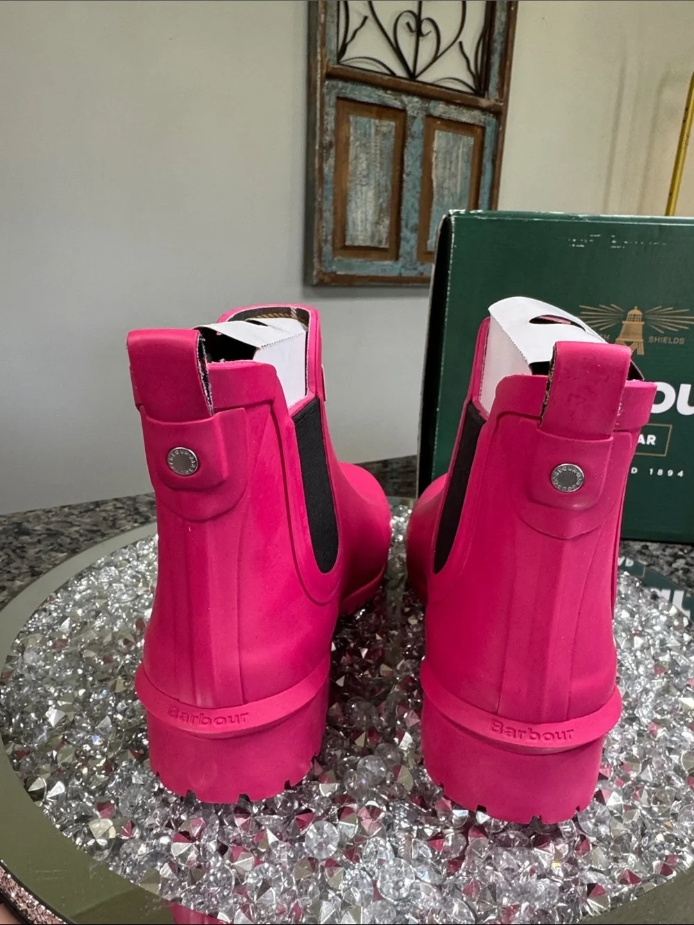 Barbour Bright Pink Chelsea ankle Rain Boots MEW 8